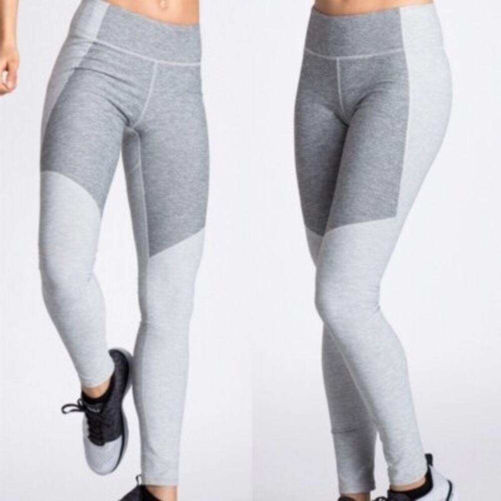 OUTDOOR VOICES Warmup Legging Gray Colorblock Sz S 7/8 Length - Picture 1 of 5